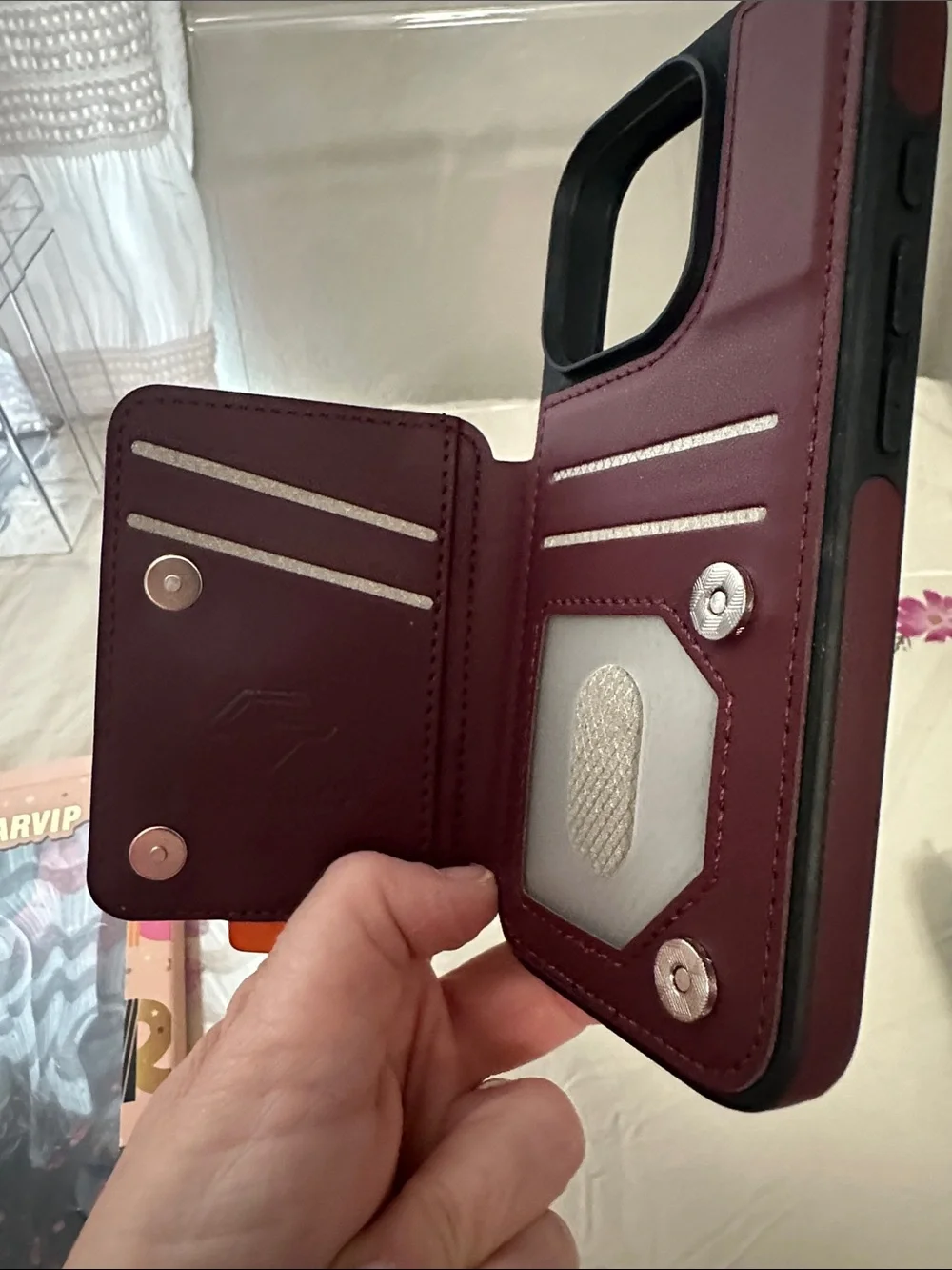 Guernica sleek burgundy